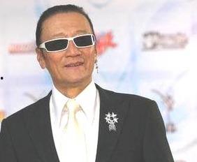 谢贤听到媒体爆料的视频,揭秘幕后真相  第1张
